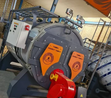 دیگ بخار صنعتی در خط تولید کارخانه